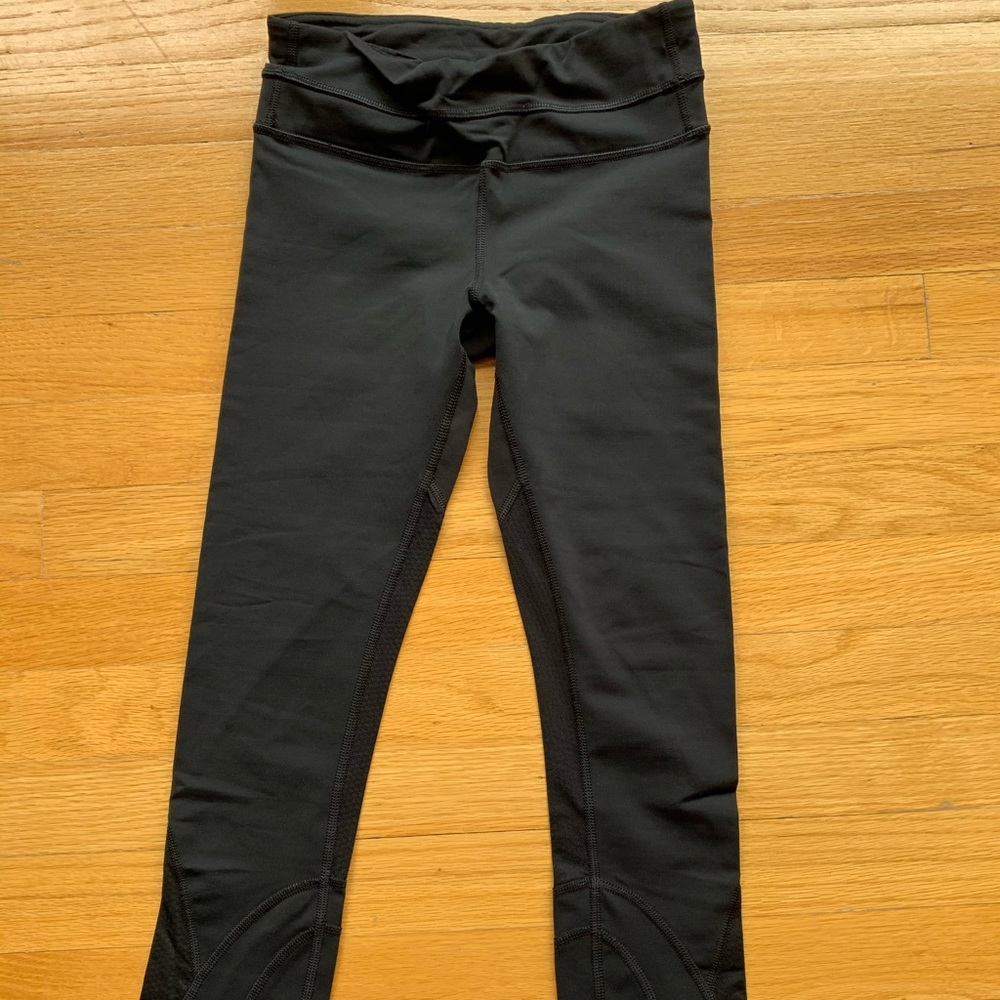 Lululemon run: inspire crop II